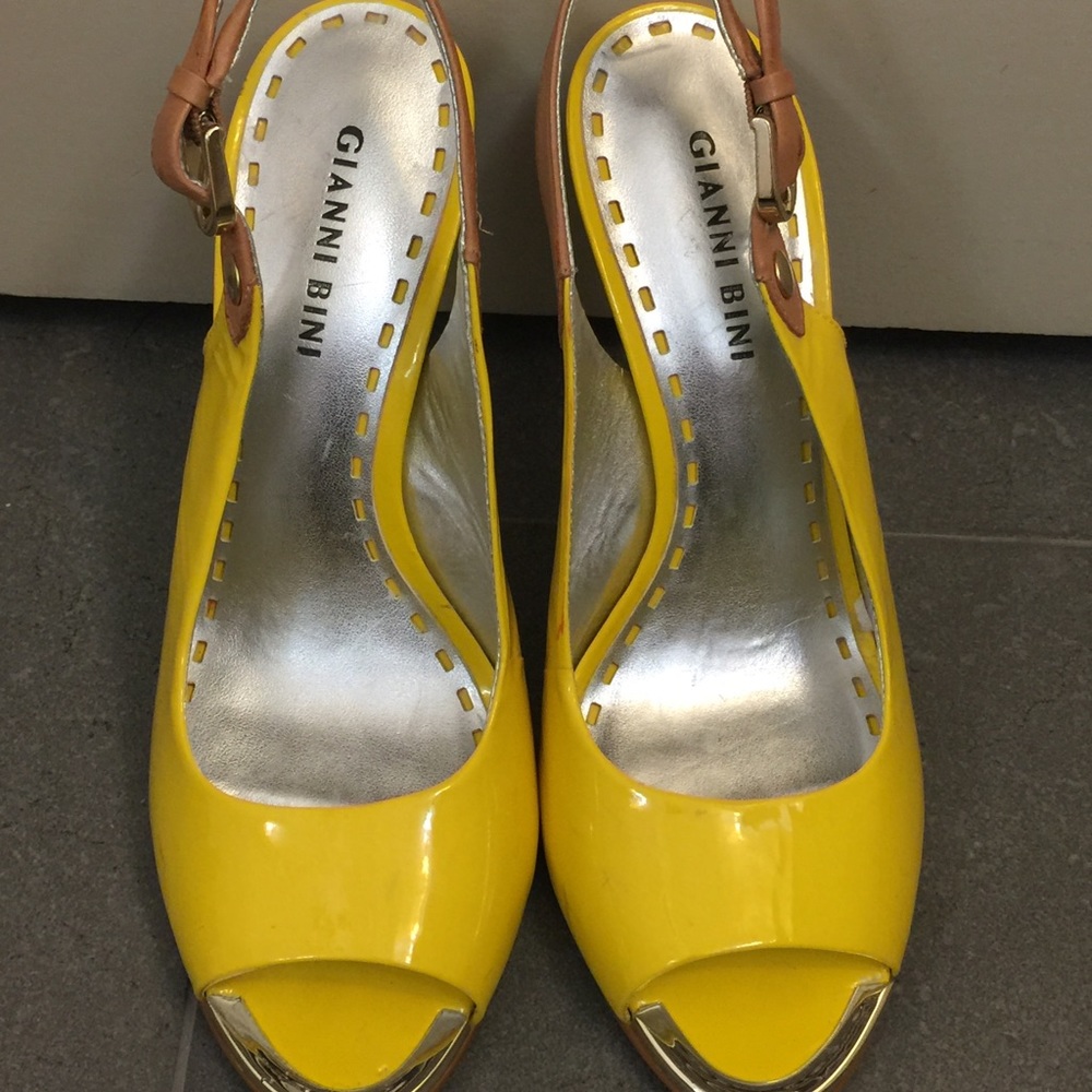 COPY - Yellow Gianni Bini Heels